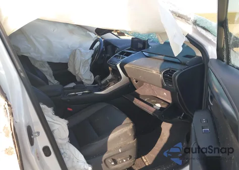 2019 Lexus Nx 300 z USA, uszkodzony, nr VIN JTJYARBZ0K2136858